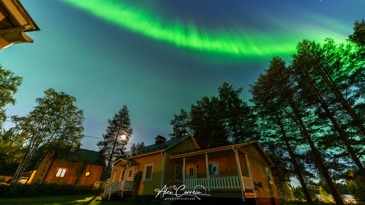 The Yellow Aurora House